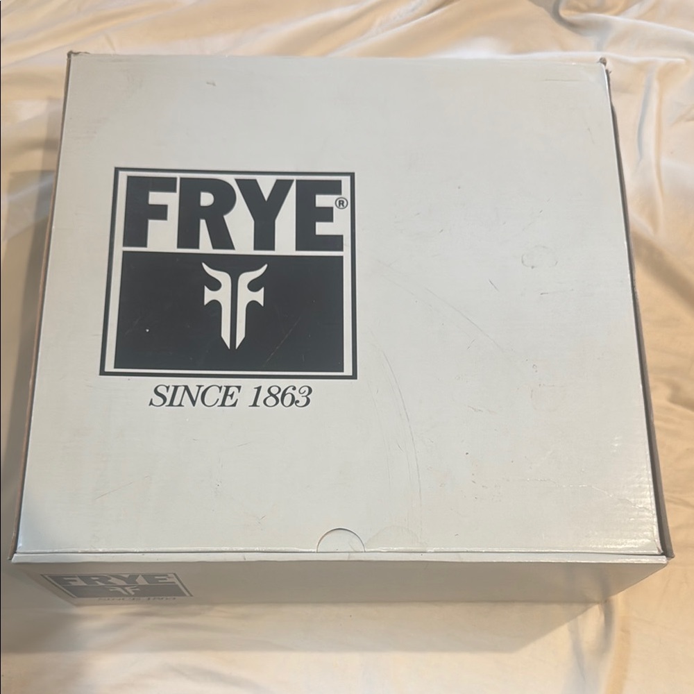 FRYE Women’s Boots - Grey Size 8M